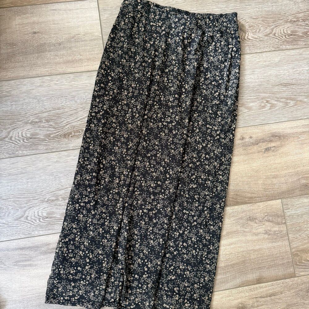 Urban Outfitters Floral Skirt